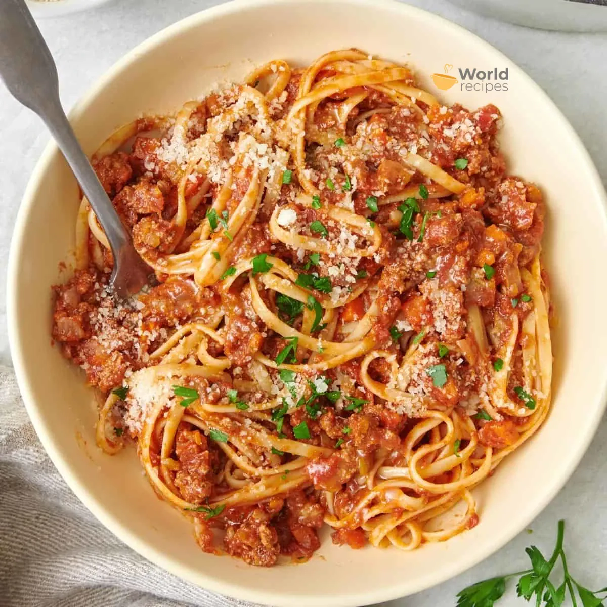 Spagetti ar "bolognese" mērci