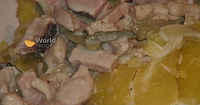 Cūkgaļas šmoris ar žāvētu gaļu un gurķiem